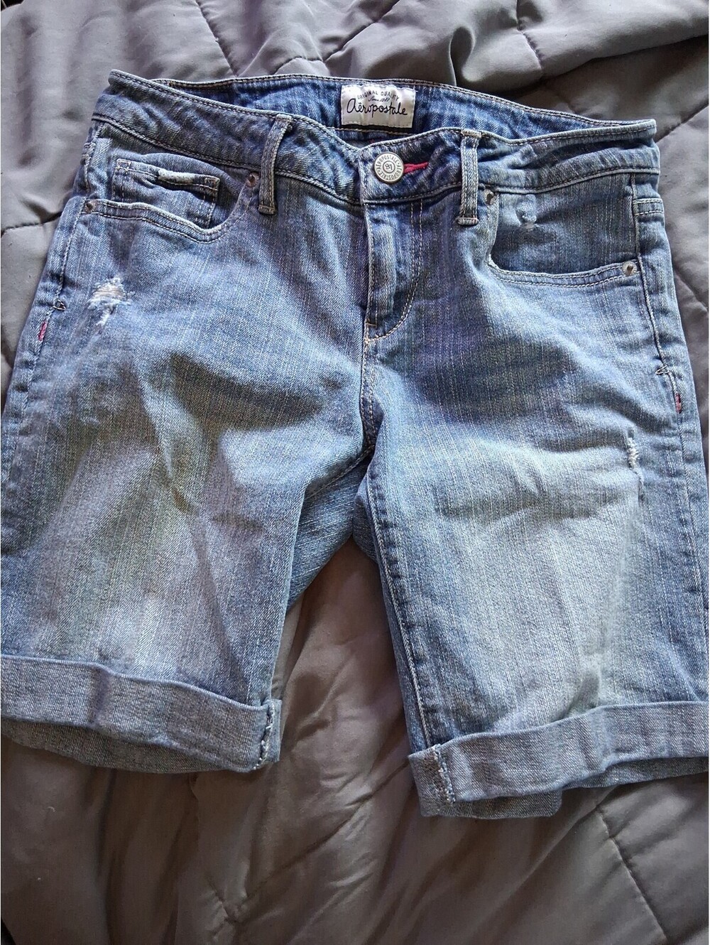 Aéropostale Women’s Bermuda Shorts 5/6 Light Wash Cuffed Stretch Denim E2